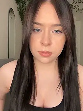  SweetCandyy online show from November 13, 2025, 7:07 pm