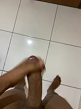 Snapshot of jkauan chatting on February 4, 2025, 7:51 am jkauan online show from February 4, 2025, 7:51 am