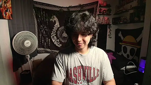 kairozz online show from December 4, 2025, 8:19 pm