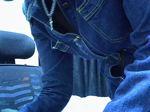 Horny-slut  online show from March 20, 2026, 6:09 pm