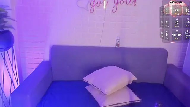 Snapshot of karina_gomez_18 chatting on September 11, 2025, 11:21 am karina gomez 18 online show from September 11, 2025, 11:21 am