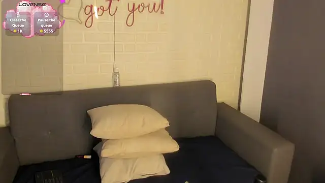 Snapshot of karina_gomez_18 chatting on September 21, 2025, 11:26 am karina gomez 18 online show from September 21, 2025, 11:26 am