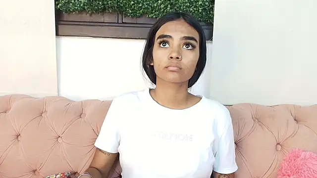 julieta aguilar1 online show from April 21, 2026, 7:09 pm