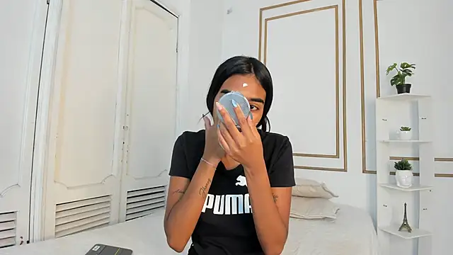 julieta aguilar1 online show from March 12, 2026, 7:07 pm