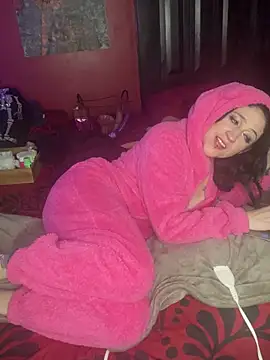 Snapshot of Luluof chatting on February 23, 2025, 11:33 am Luluof online show from February 23, 2025, 11:33 am