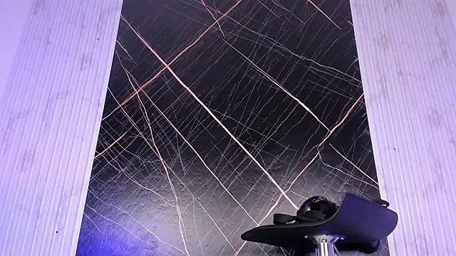 Snapshot of amber__blair chatting on March 4, 2025, 4:17 am amber  blair online show from March 4, 2025, 4:17 am