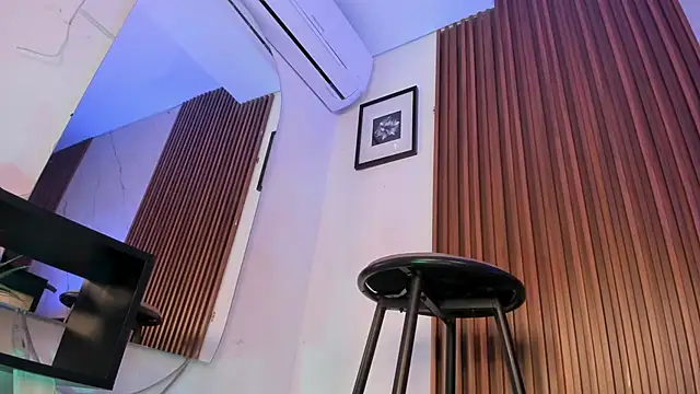 Snapshot of amber__blair chatting on March 17, 2025, 11:24 pm amber  blair online show from March 17, 2025, 11:24 pm