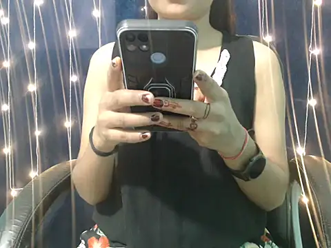 Snapshot of Yashi chatting on October 30, 2025, 9:51 am Yashi online show from October 30, 2025, 9:51 am