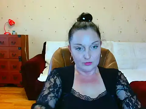 Alice3694 online show from March 12, 2025, 11:54 am