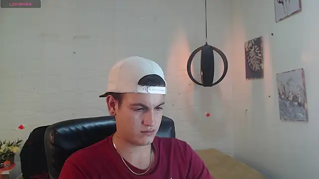 Cerokershelby online show from December 15, 2024, 8:52 am