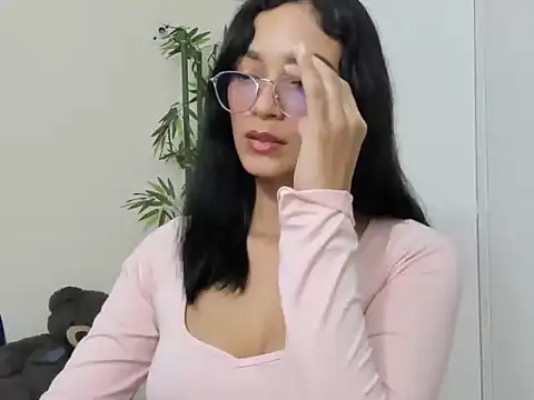 Snapshot of ASIAM_BRUNET chatting on November 27, 2025, 7:03 pm ASIAM BRUNET online show from November 27, 2025, 7:03 pm