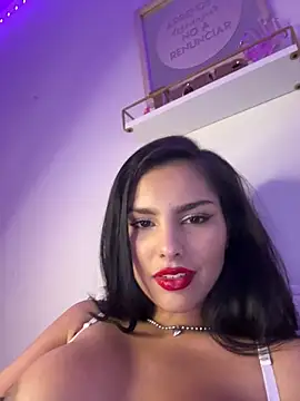 Maddy Rouse  online show from March 14, 2025, 7:48 am