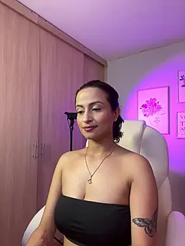 Elena Ruiz online show from January 11, 2025, 11:24 pm