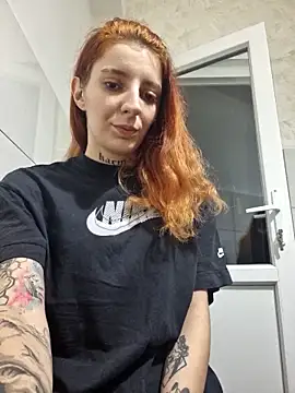 Snapshot of roxi_katty chatting on November 19, 2025, 11:16 pm roxi katty online show from November 19, 2025, 11:16 pm