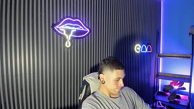 Jefer rick  online show from February 18, 2026, 8:38 pm