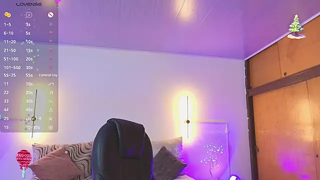 Snapshot of _gaby2 chatting on November 8, 2025, 11:25 am gaby2 online show from November 8, 2025, 11:25 am