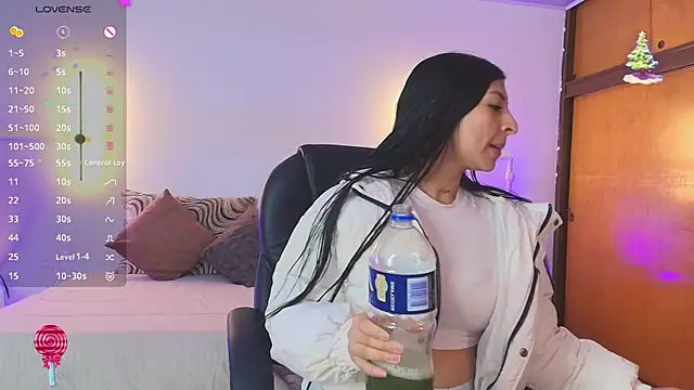 Snapshot of _gaby2 chatting on November 21, 2025, 11:31 am gaby2 online show from November 21, 2025, 11:31 am