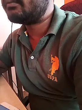 Snapshot of manoj_master chatting on November 18, 2025, 8:28 am manoj master online show from November 18, 2025, 8:28 am