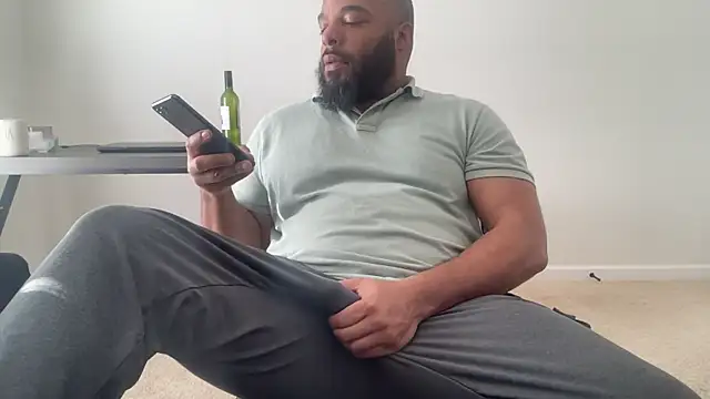 Snapshot of Bbcfun44 chatting on January 12, 2026, 5:31 pm Bbcfun44 online show from January 12, 2026, 5:31 pm