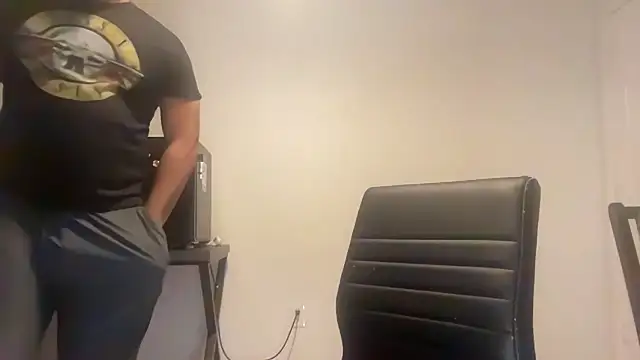 Snapshot of Bbcfun44 chatting on December 21, 2025, 11:38 pm Bbcfun44 online show from December 21, 2025, 11:38 pm