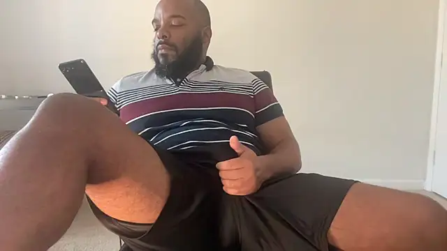 Snapshot of Bbcfun44 chatting on November 25, 2025, 10:21 pm Bbcfun44 online show from November 25, 2025, 10:21 pm