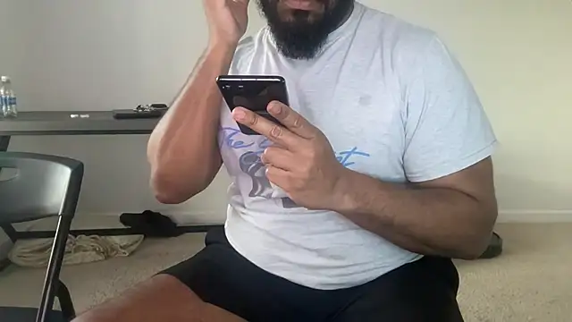 Snapshot of Bbcfun44 chatting on January 10, 2026, 1:39 pm Bbcfun44 online show from January 10, 2026, 1:39 pm