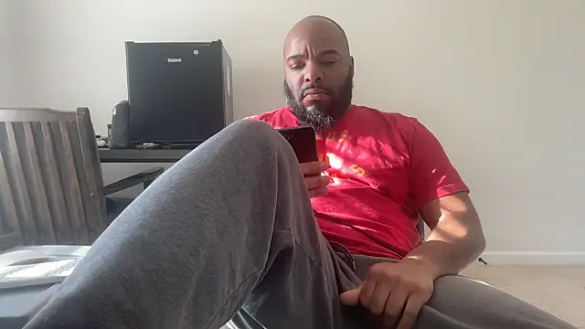 Snapshot of Bbcfun44 chatting on December 15, 2025, 4:24 pm Bbcfun44 online show from December 15, 2025, 4:24 pm