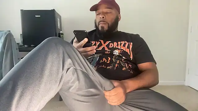 Snapshot of Bbcfun44 chatting on December 1, 2025, 7:59 pm Bbcfun44 online show from December 1, 2025, 7:59 pm