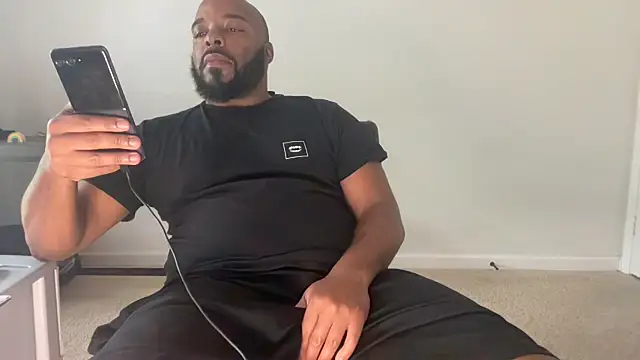 Snapshot of Bbcfun44 chatting on October 24, 2025, 8:19 pm Bbcfun44 online show from October 24, 2025, 8:19 pm