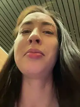 Snapshot of Holly_Play chatting on March 15, 2025, 10:24 am Holly Play online show from March 15, 2025, 10:24 am