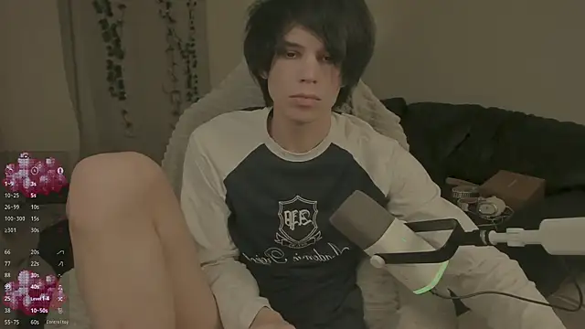 Snapshot of Wampeyes chatting on November 16, 2025, 5:28 pm Wampeyes online show from November 16, 2025, 5:28 pm