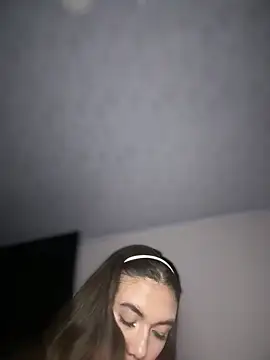 Iris lee online show from May 13, 2026, 1:56 am