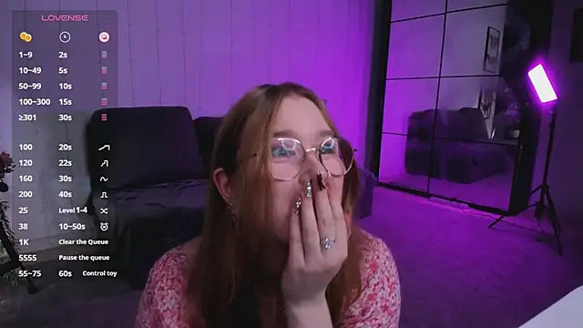 Snapshot of bonnie_wright chatting on January 14, 2025, 7:11 pm bonnie wright online show from January 14, 2025, 7:11 pm