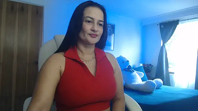 lucy diiaz online show from September 16, 2025, 7:37 pm