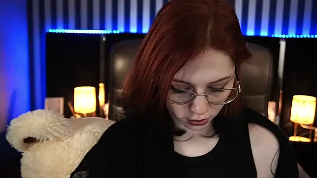 Sasha Exclusive online show from February 24, 2025, 3:33 am