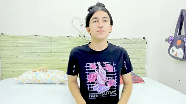 Evil Queen13 online show from January 5, 2026, 8:34 pm