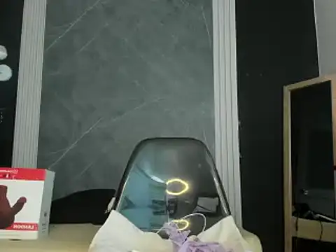 Snapshot of YummyDuooo chatting on February 27, 2025, 12:56 pm YummyDuooo online show from February 27, 2025, 12:56 pm