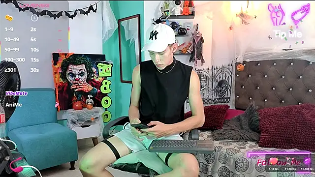 Snapshot of flowers18 chatting on October 25, 2025, 10:21 pm flowers18 online show from October 25, 2025, 10:21 pm