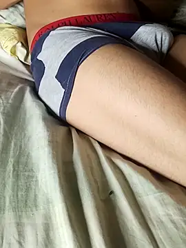 Snapshot of geroAguilar chatting on October 25, 2025, 12:28 pm geroAguilar online show from October 25, 2025, 12:28 pm