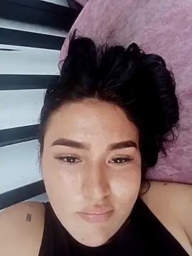 Celeste camila18 online show from March 29, 2026, 9:38 pm