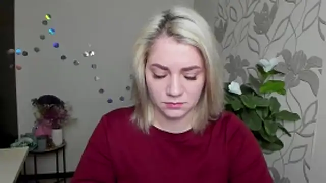 MariaSttone online show from December 21, 2025, 12:07 pm