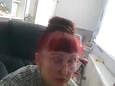 Snapshot of TanyaSweet634 chatting on March 17, 2025, 7:35 am TanyaSweet634 online show from March 17, 2025, 7:35 am