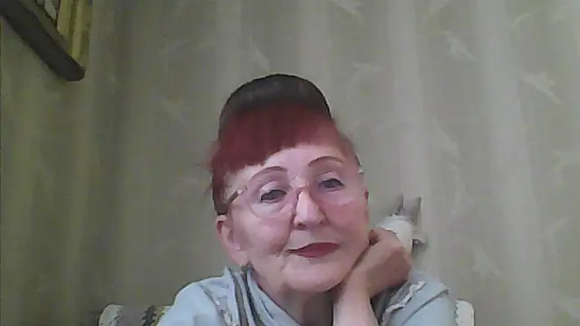 Snapshot of TanyaSweet634 chatting on July 8, 2026, 5:41 am TanyaSweet634 online show from July 8, 2026, 5:41 am