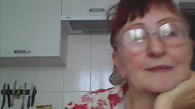 TanyaSweet634 online show from May 14, 2026, 6:10 am