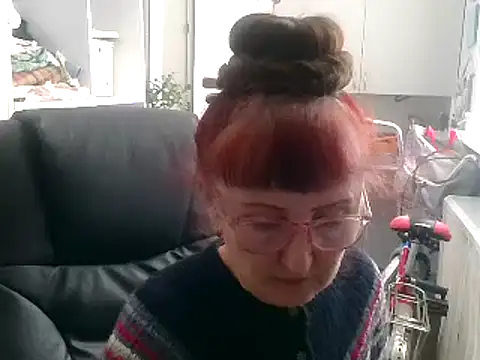 Snapshot of TanyaSweet634 chatting on March 22, 2025, 7:47 am TanyaSweet634 online show from March 22, 2025, 7:47 am