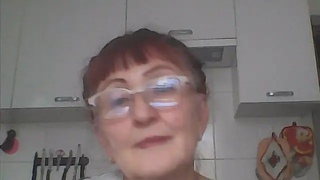 Snapshot of TanyaSweet634 chatting on December 4, 2025, 9:19 am TanyaSweet634 online show from December 4, 2025, 9:19 am