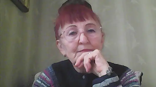 Snapshot of TanyaSweet634 chatting on October 7, 2025, 6:25 am TanyaSweet634 online show from October 7, 2025, 6:25 am