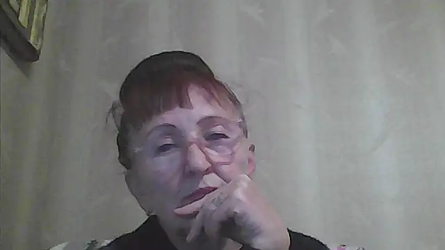 Snapshot of TanyaSweet634 chatting on October 9, 2025, 5:52 am TanyaSweet634 online show from October 9, 2025, 5:52 am