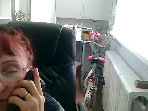 Snapshot of TanyaSweet634 chatting on March 19, 2025, 10:11 am TanyaSweet634 online show from March 19, 2025, 10:11 am