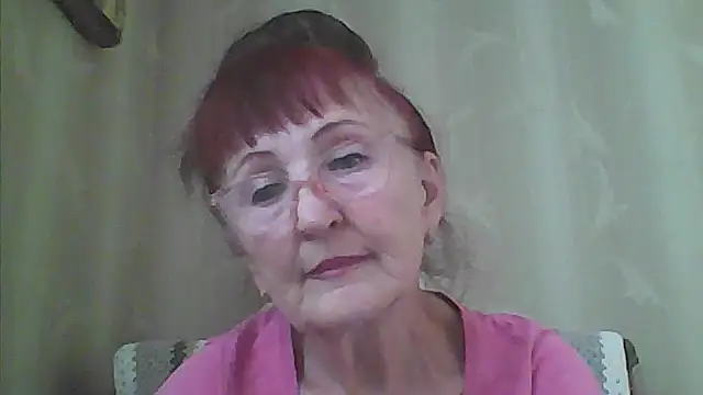 Snapshot of TanyaSweet634 chatting on September 24, 2025, 5:25 am TanyaSweet634 online show from September 24, 2025, 5:25 am